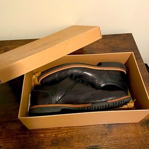 Mens Cole Haan casual wing tip oxford